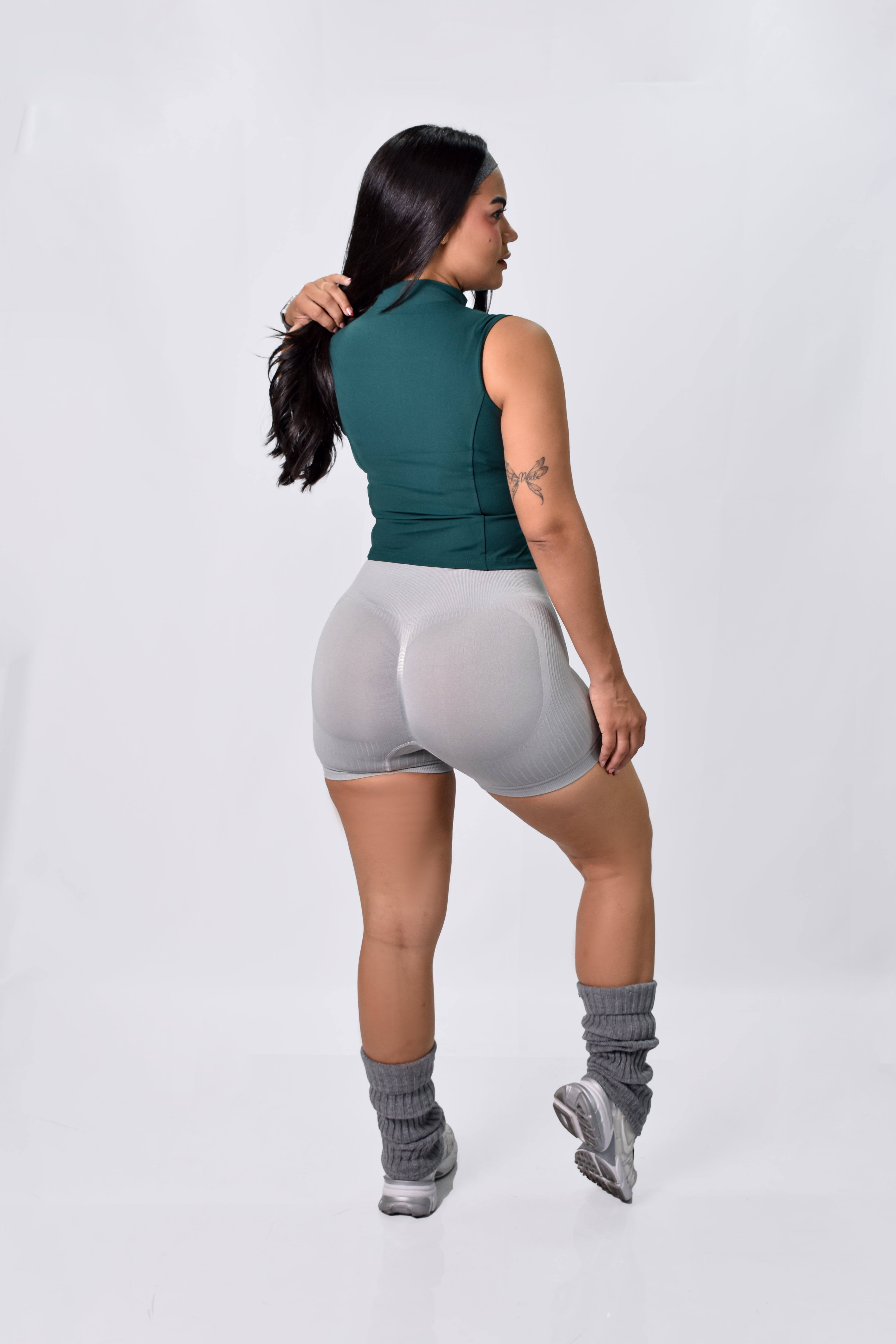 SHORT GRECIA