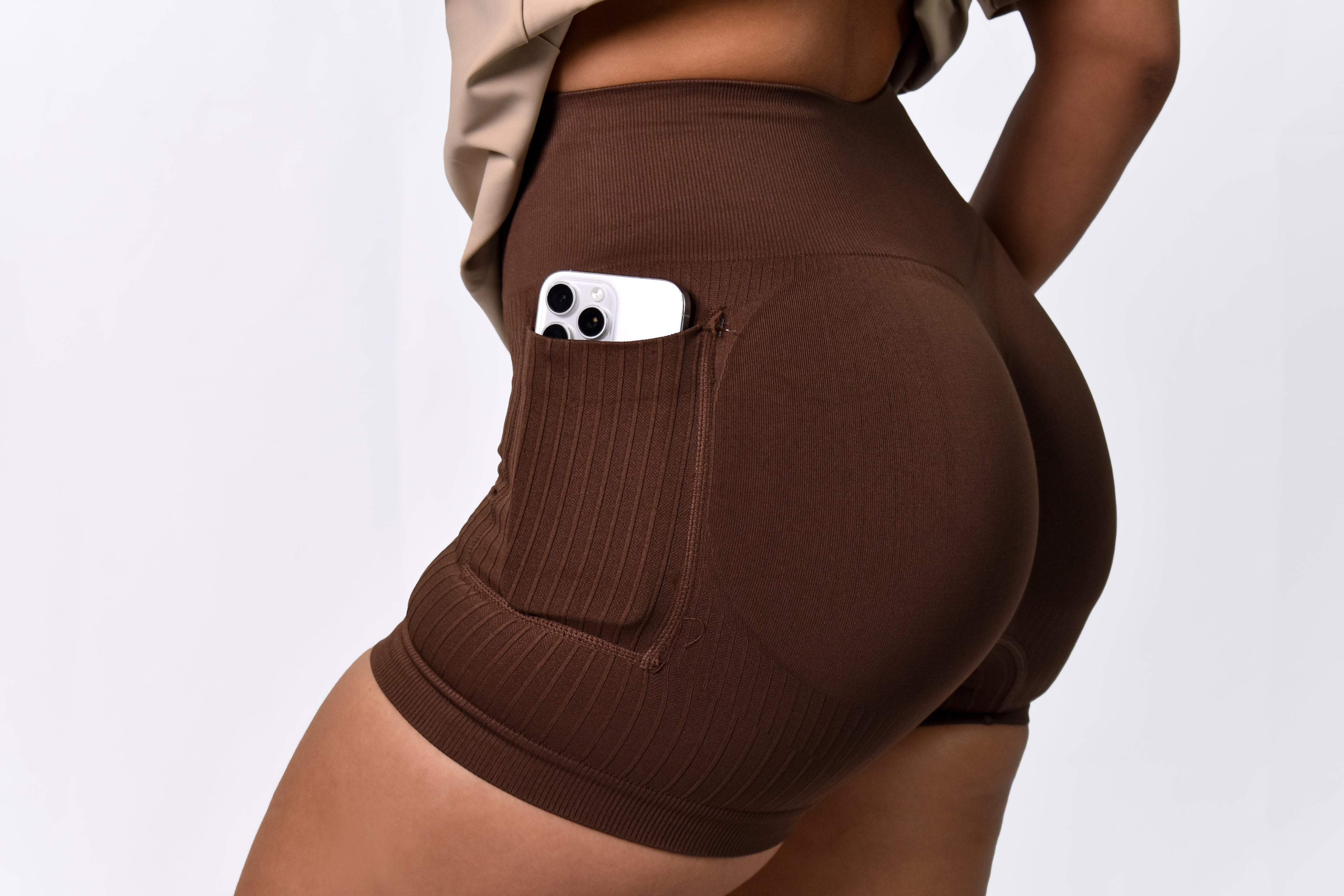 SHORT GRECIA