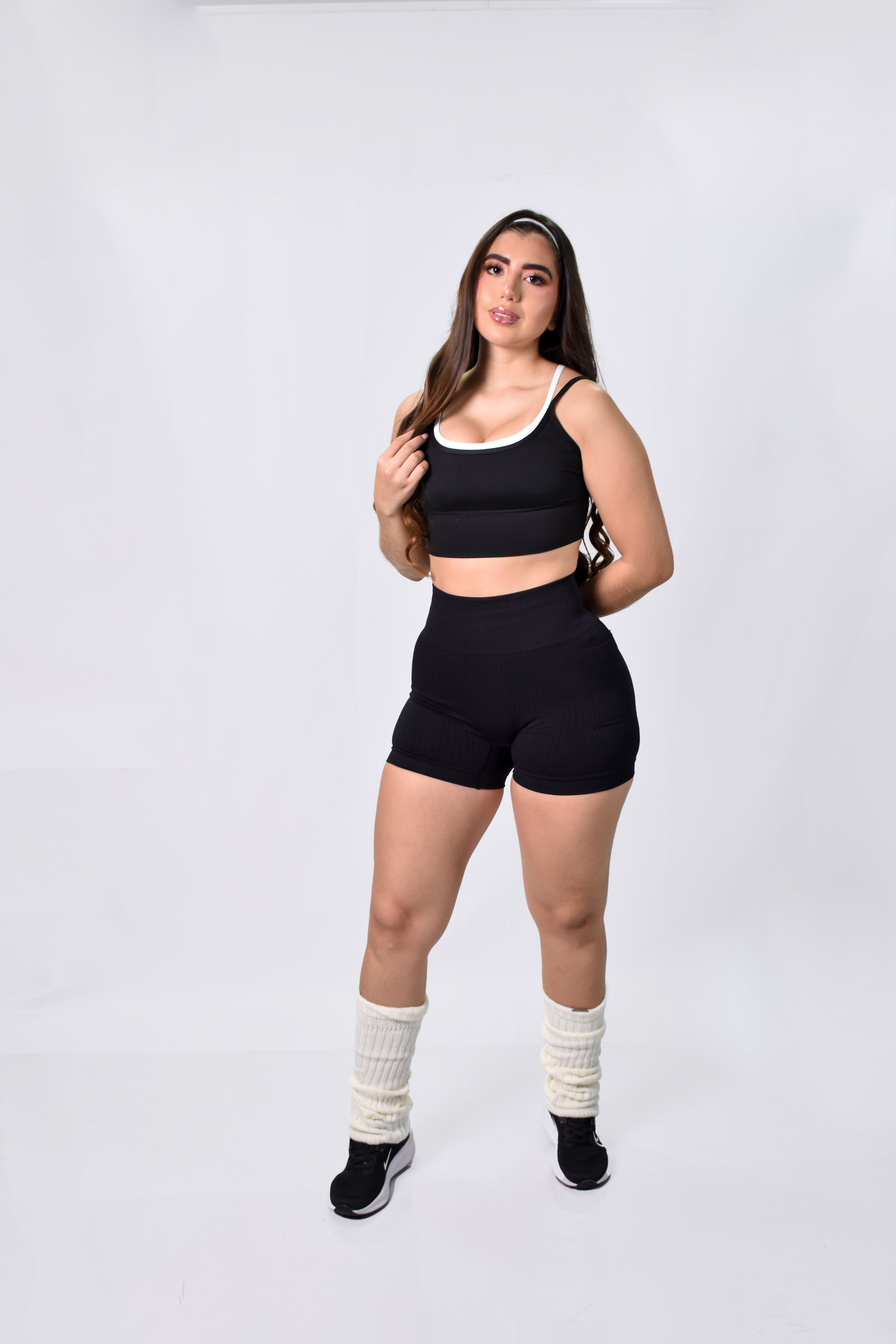 SHORT GRECIA