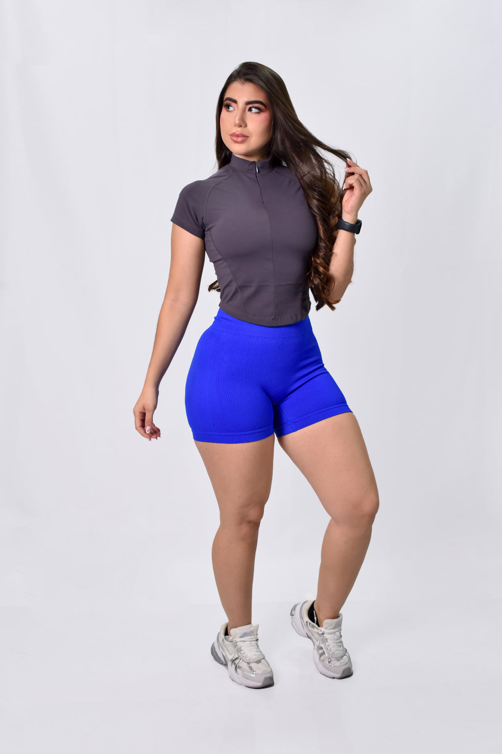 SHORT FRANCIA