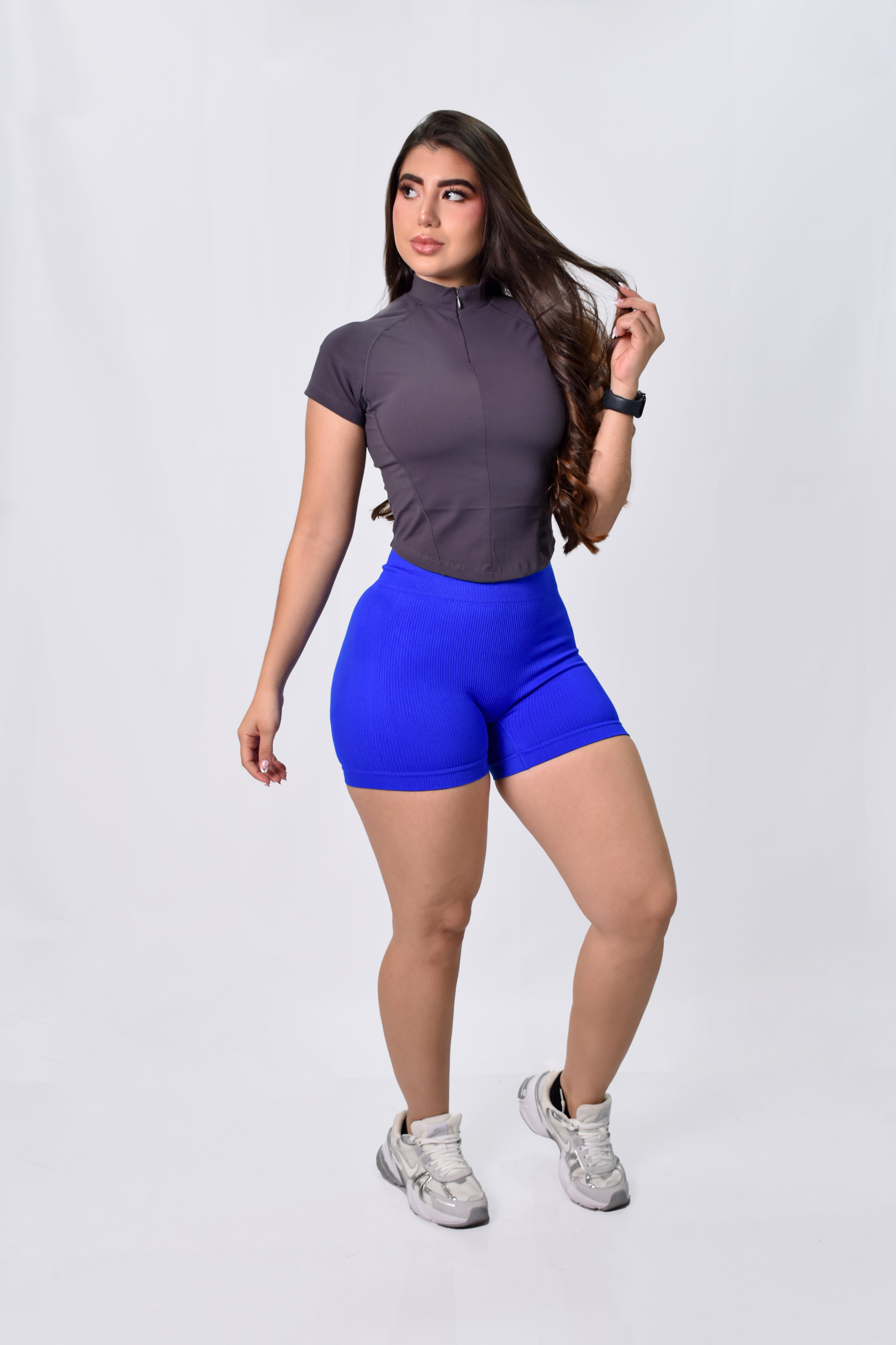 SHORT FRANCIA